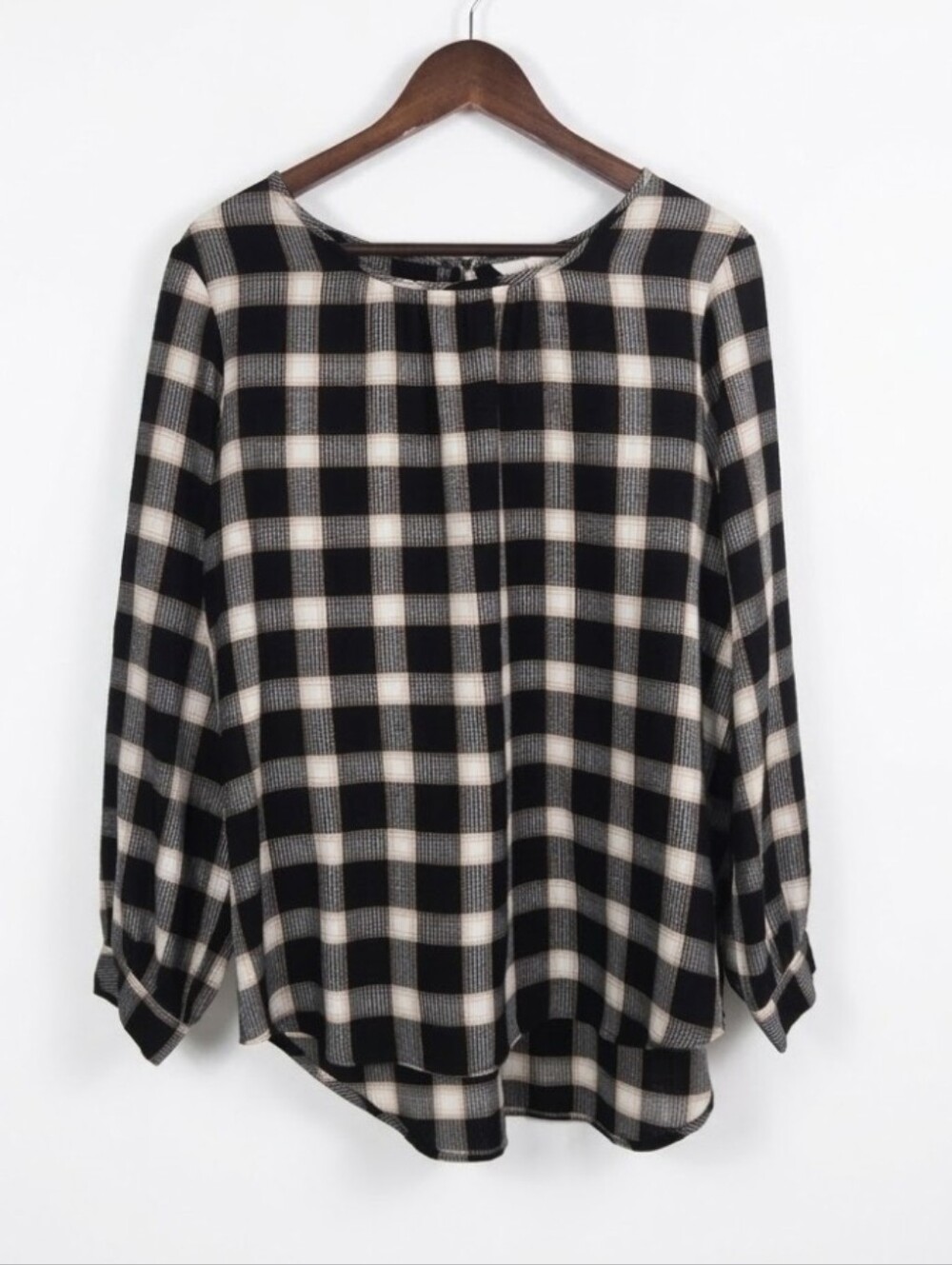 CJ Banks cute plaid print long sleeve top